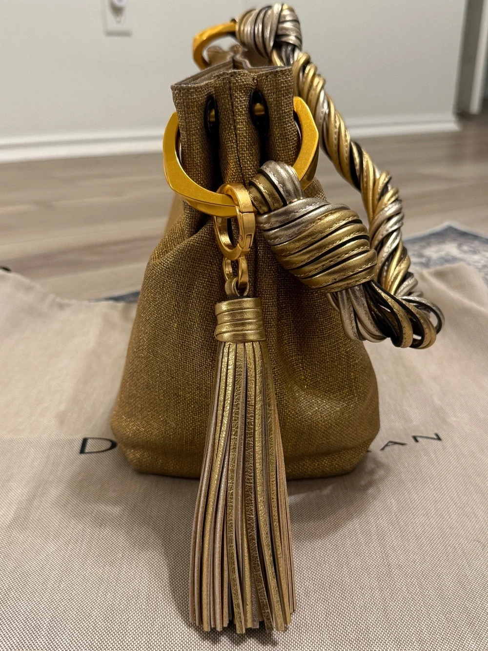 🦋 Donna Karan| Glenwood Small Gold Metallic Shoulder Bag NWOT (includes dustbag)